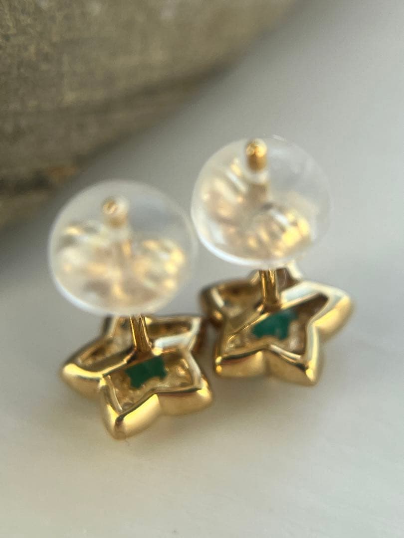 新品K18YGエメラルド0.2ctダイヤモンドピアス鑑別付