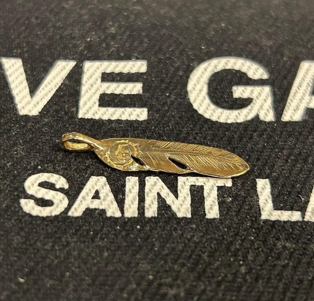 goro’s K18フェザー Sサイズ　左向き