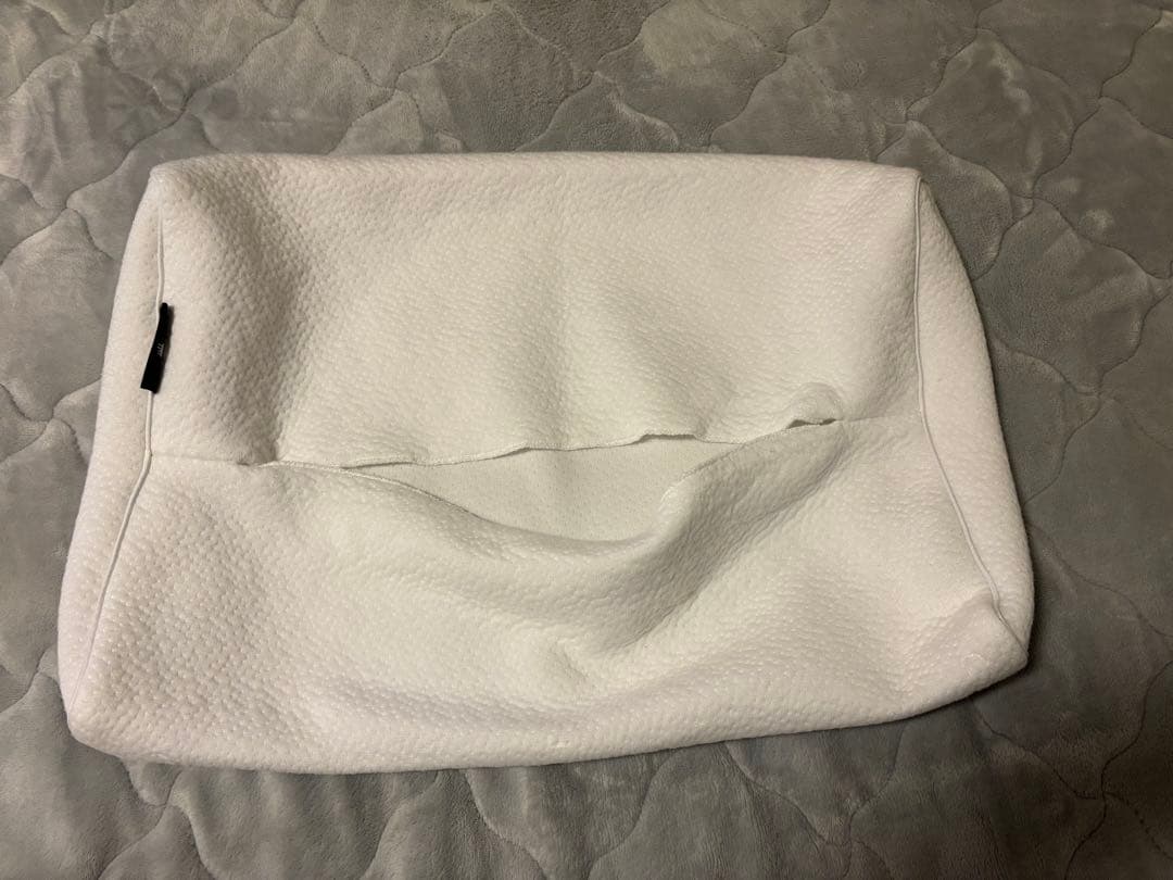 美品　ヒツジのいらない枕　至極　テンセル枕カバー　2個セット