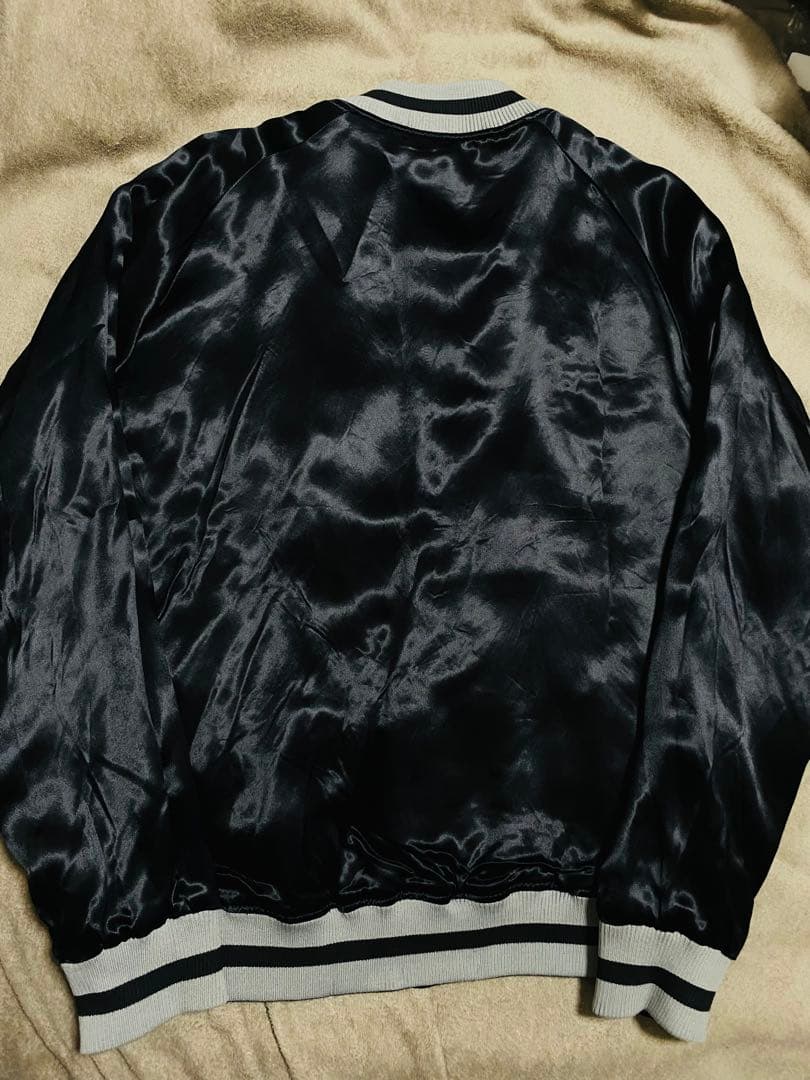 未使用 美品 DIVINE ２面用 レーヨン ちび 桜 日本限定 スカジャン