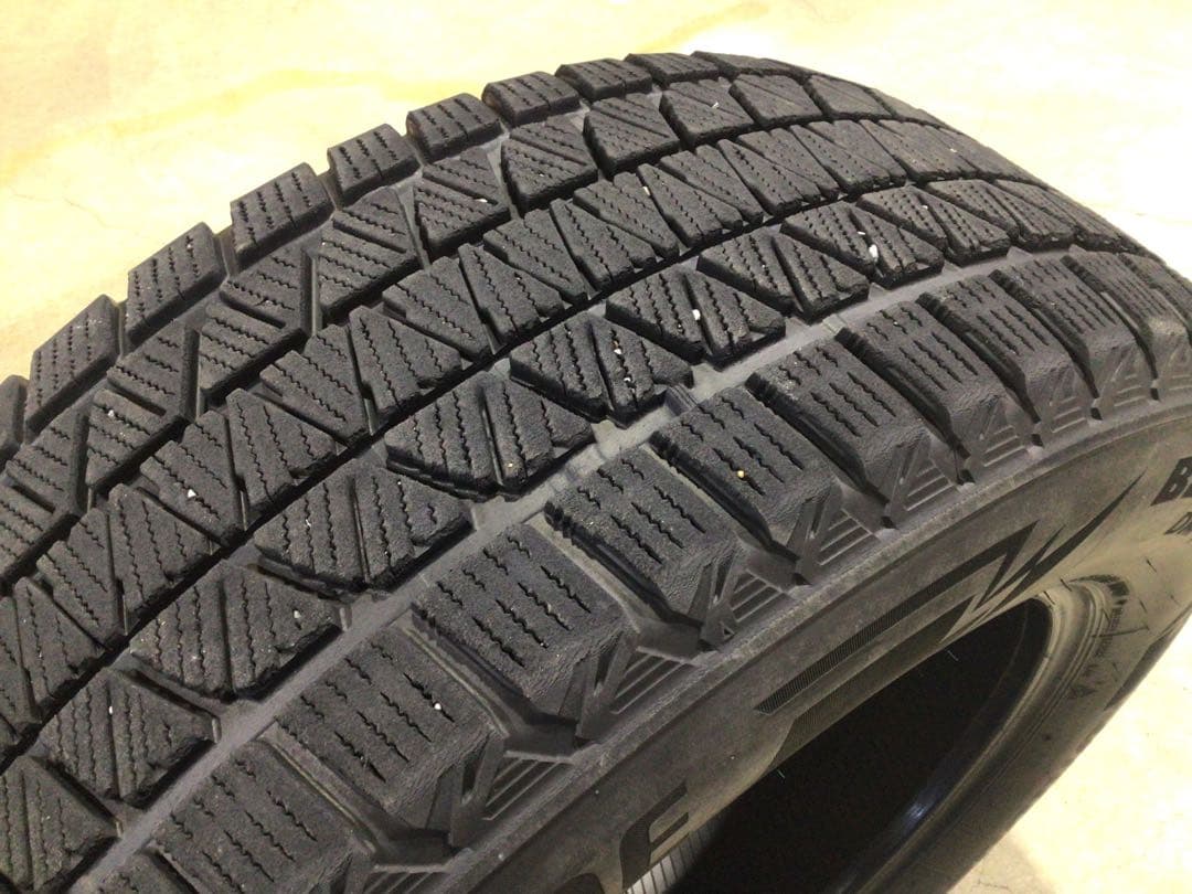 激安 265/60R18 ブリヂストン DM-V3 スタッドレス 4本 送料込み