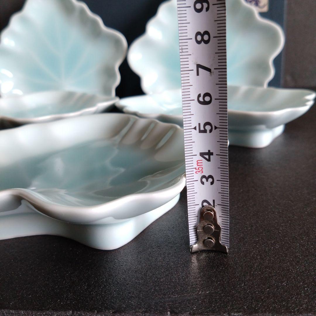 新品 伊万里焼 瀬兵窯 リーフ型銘々皿5枚 高級美術　お祝い