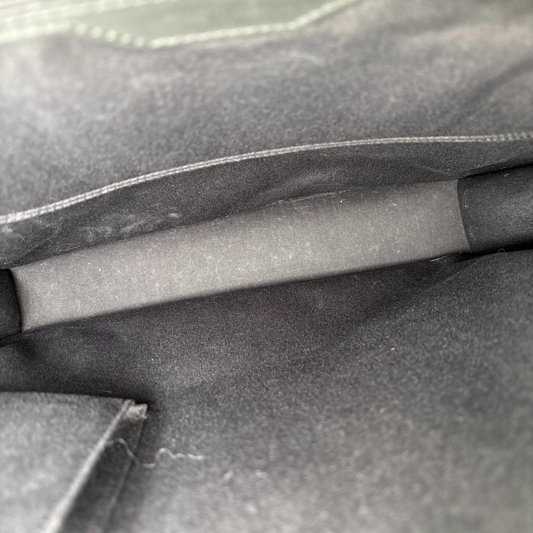 極美品 ルイヴィトン エピ トートバッグ サックプラ M59082 メンズ 黒