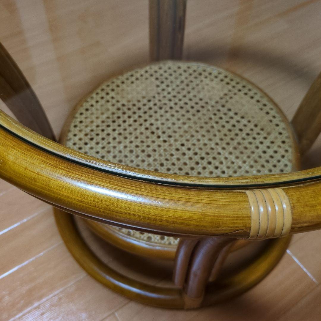 ラタン丸テーブル　　強化ガラス天板