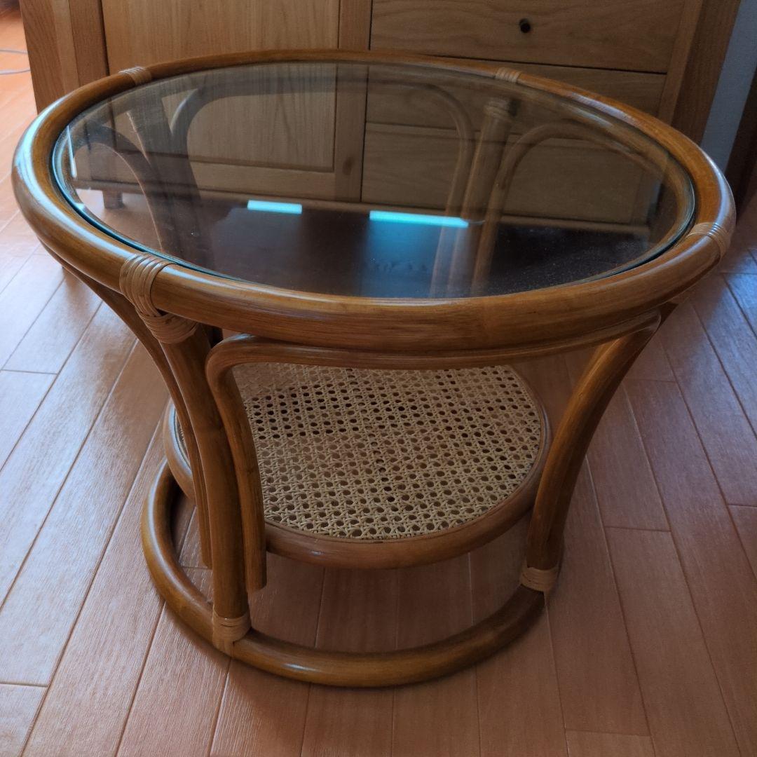 ラタン丸テーブル　　強化ガラス天板