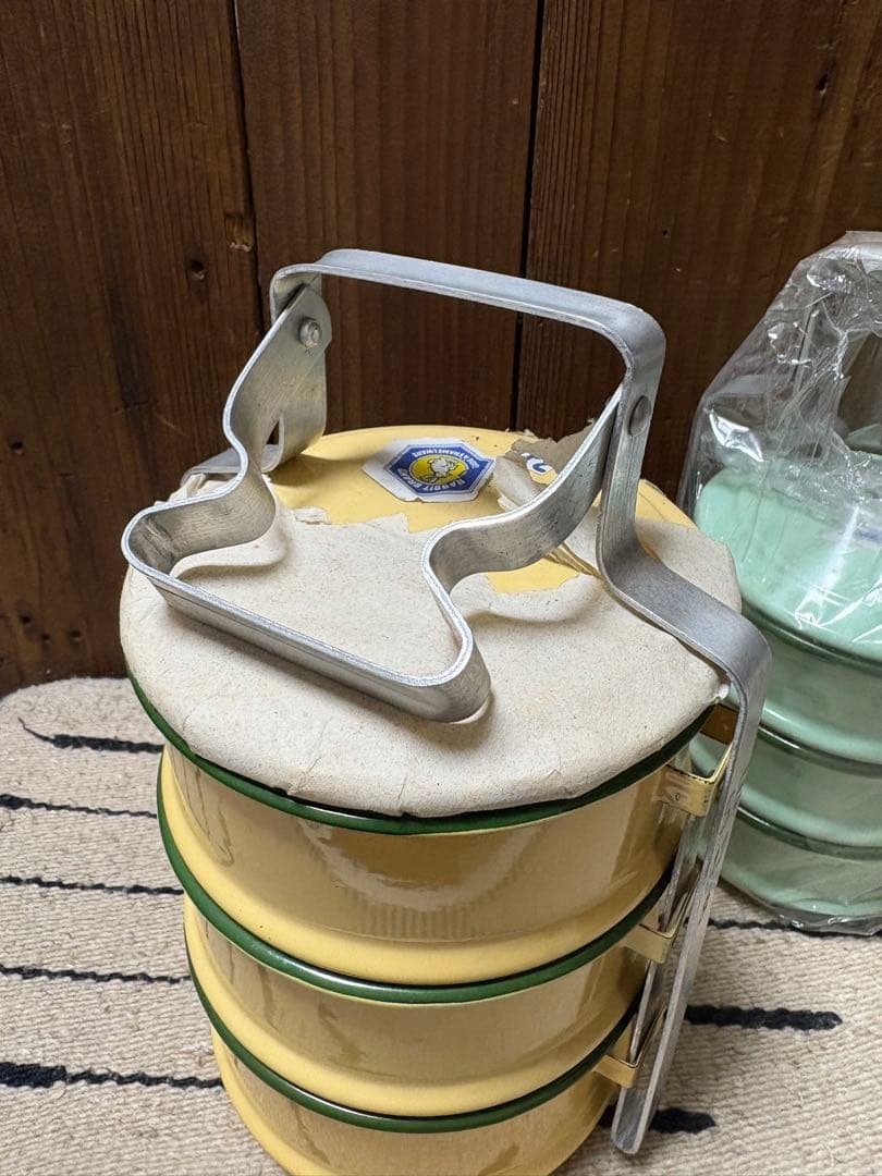 タイ製 ピントー（ホーロー製 多段ランチボックス）2点セット