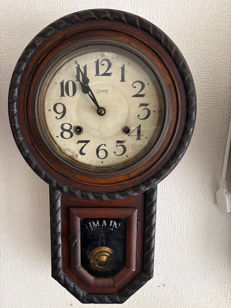 クラシック木製掛け時計 振り子付き(送料込み)