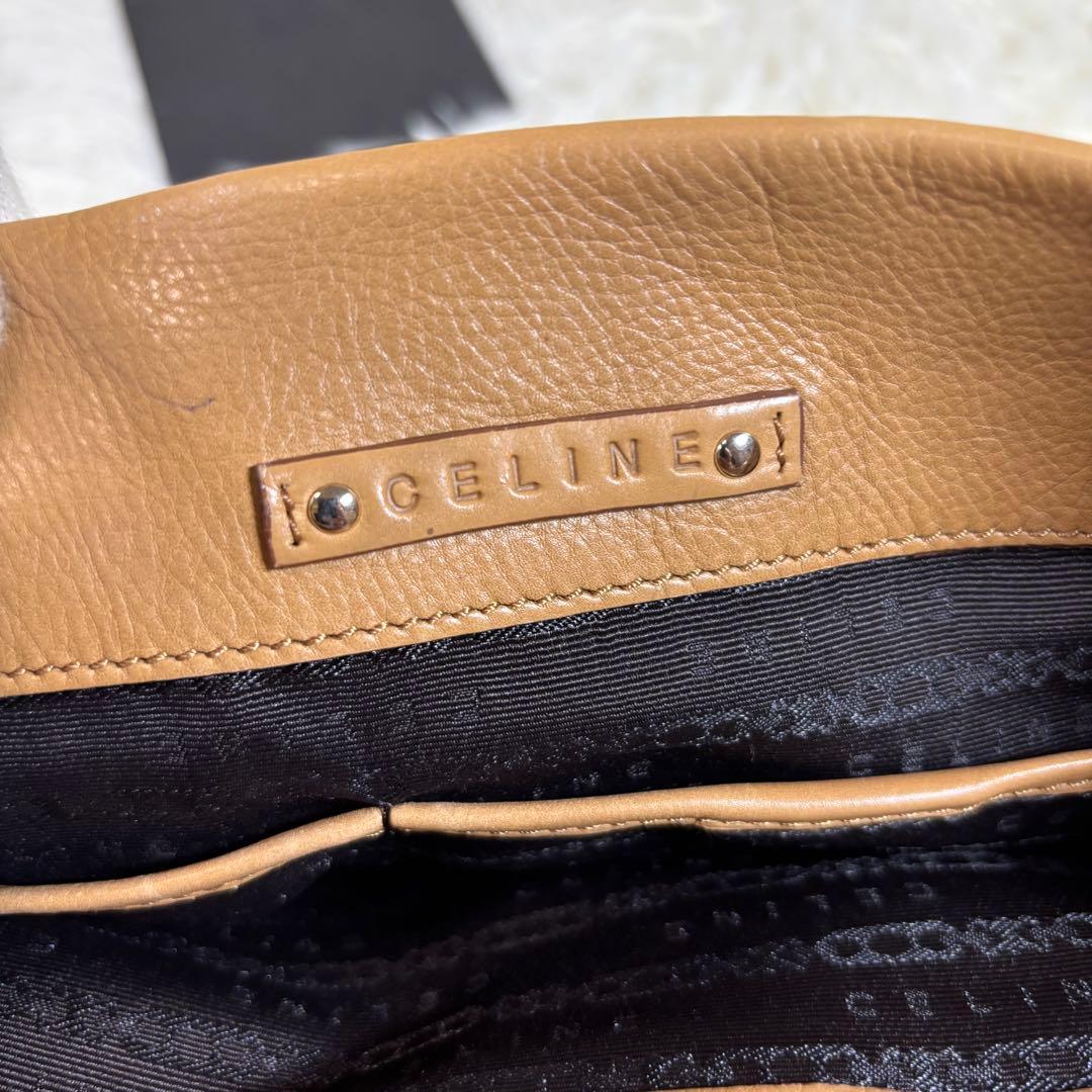 【大人気✨】　CELINE セリーヌ　トートバッグ 肩掛け 金具 レザー