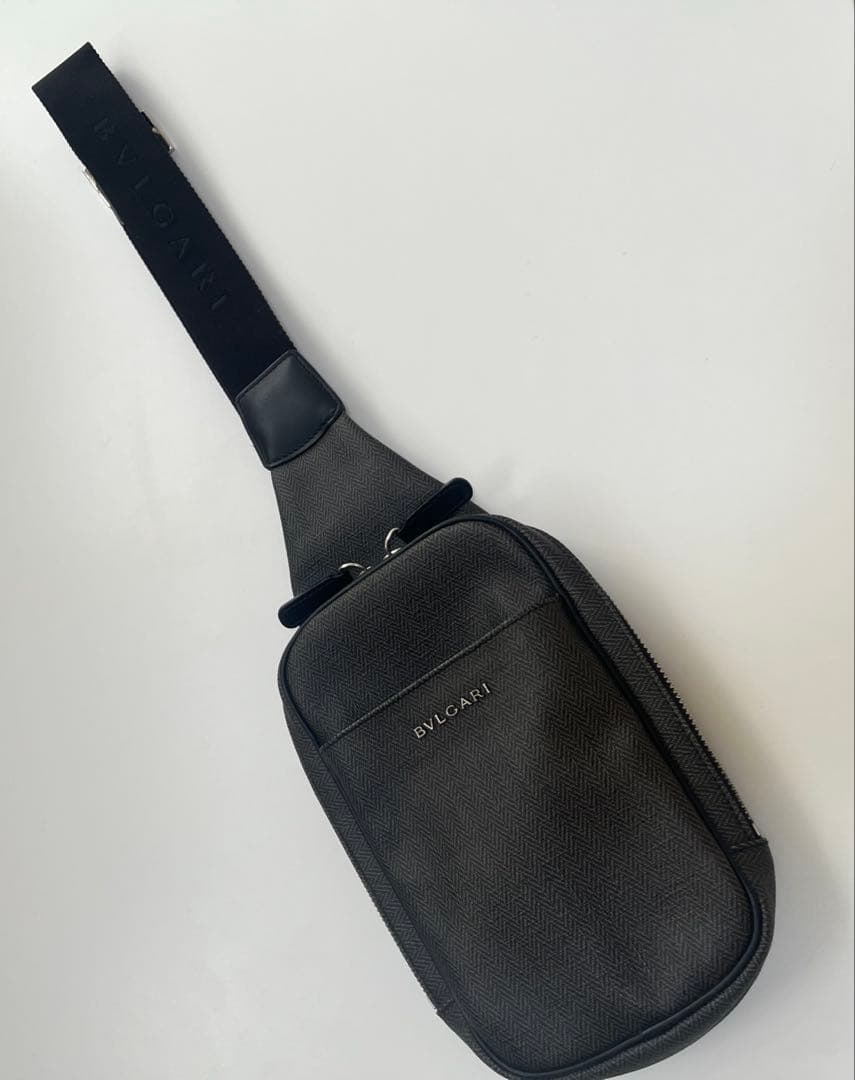 BVLGARI ブルガリ ウィークエンド ボディバッグ PVCレザー 斜め掛け