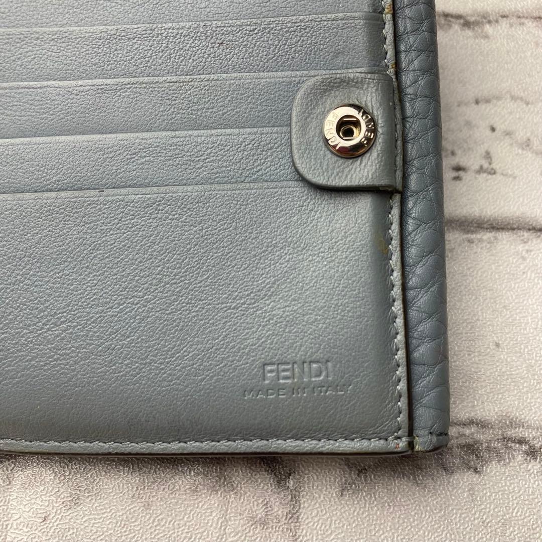 【希少カラー】FENDI　フェンディ☆三つ折り財布　ピーカブー