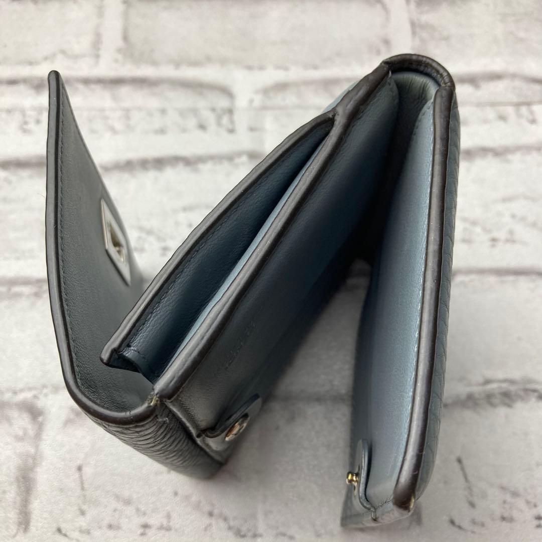 【希少カラー】FENDI　フェンディ☆三つ折り財布　ピーカブー