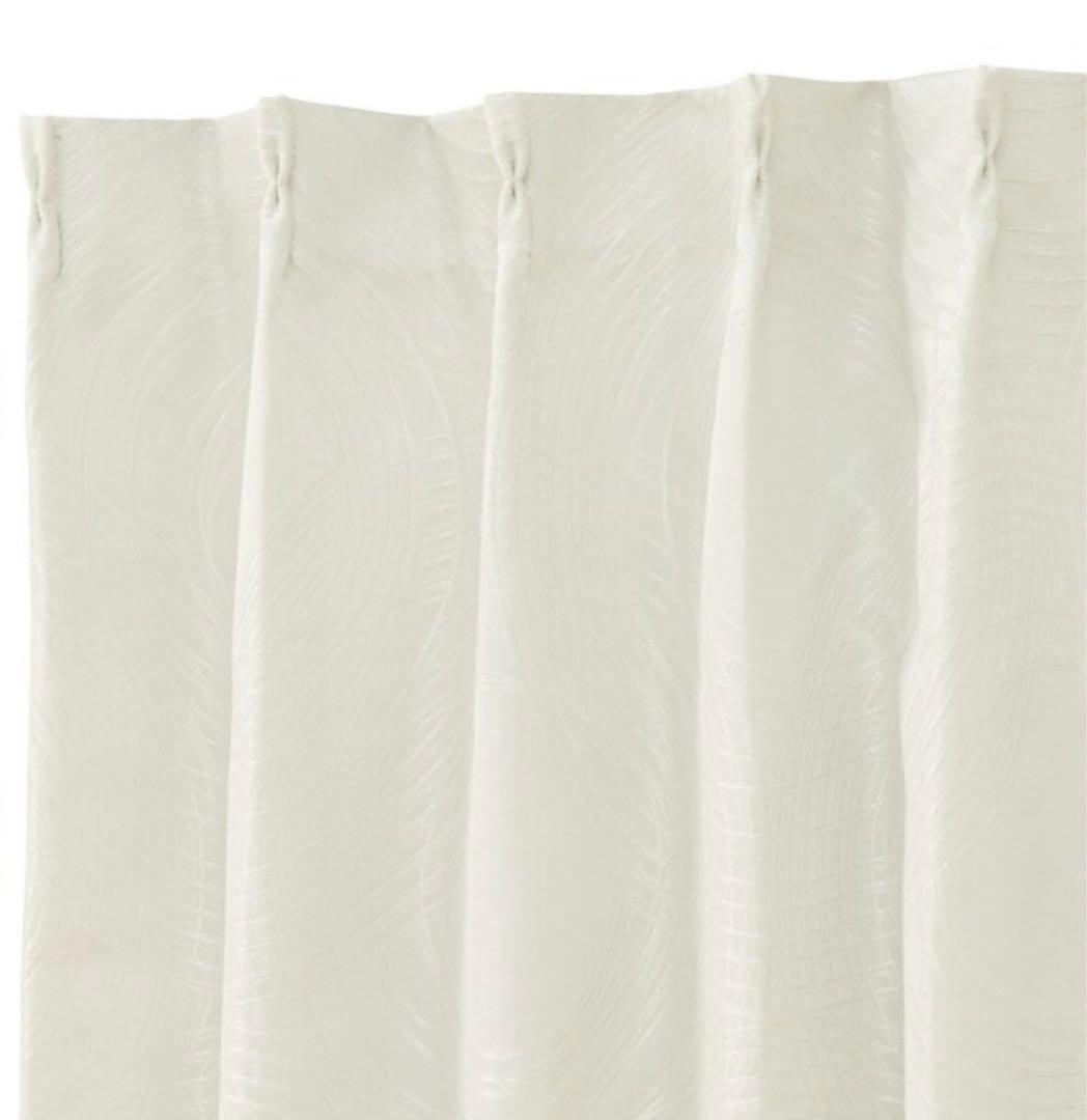 ニトリ　カーテン　PK001 アイボリー