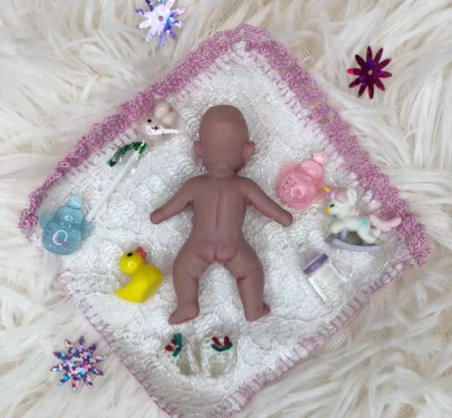 ミニチュアフルシリコン　リボーンドール