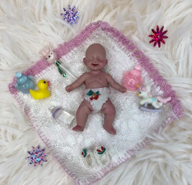 ミニチュアフルシリコン　リボーンドール