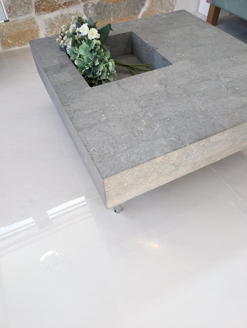 [美品]フクラ HUKLA スクエアセンターテーブル80×80