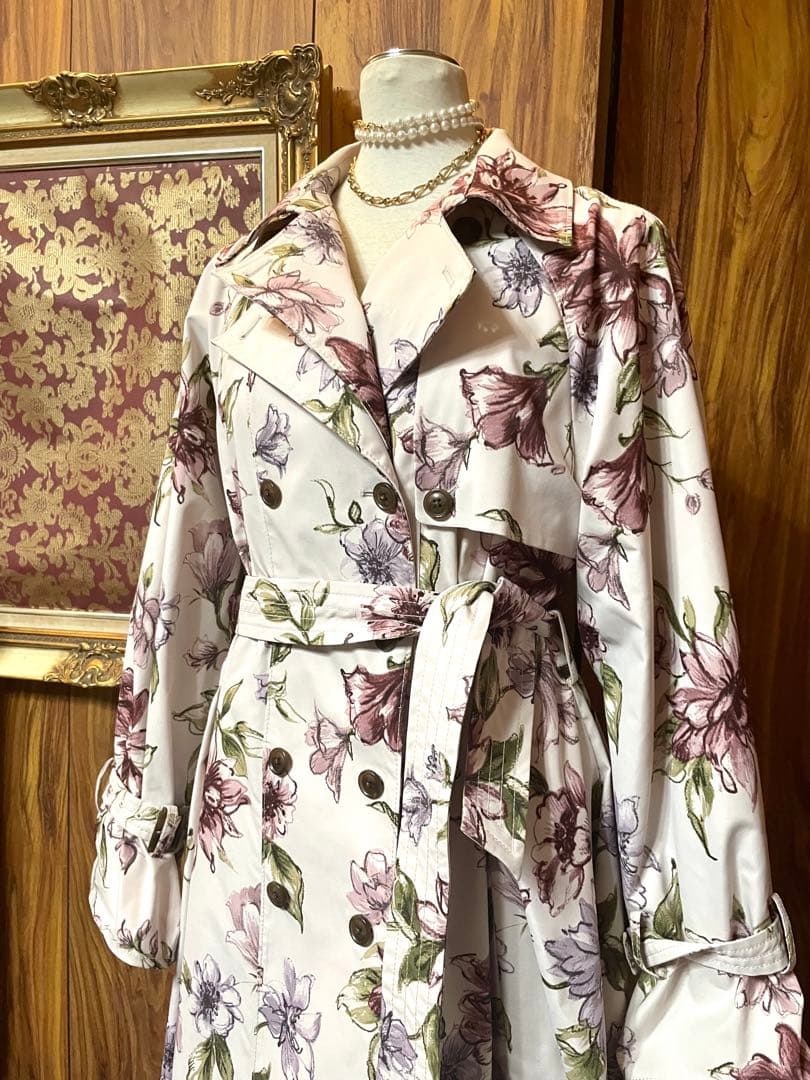 専用スナイデル　フラワー　コート　レアサイズ1 M 38000円位試着のみ極美品