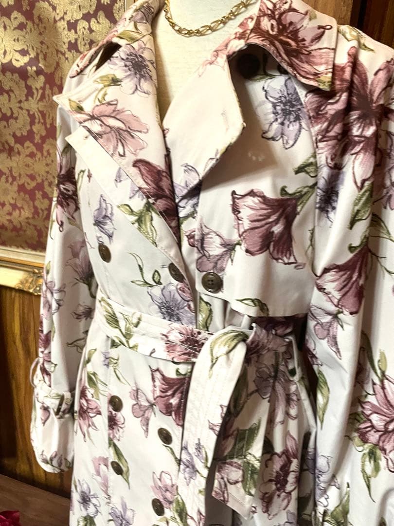 専用スナイデル　フラワー　コート　レアサイズ1 M 38000円位試着のみ極美品