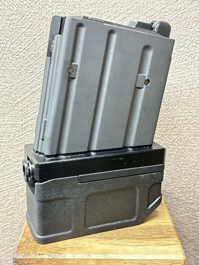 R7-40 東京マルイ GBB M4 マガジンアダプター 外部ソース仕様