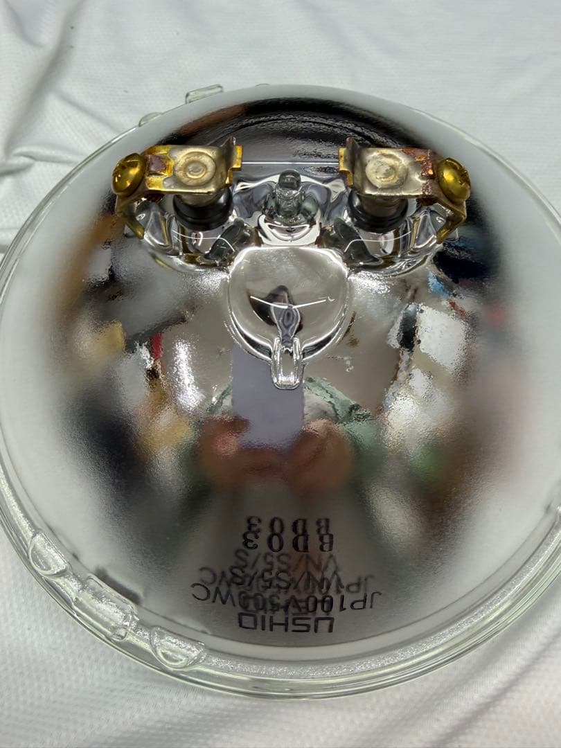 シールドビーム型ハロゲン電球 PAR56 VN 二箱