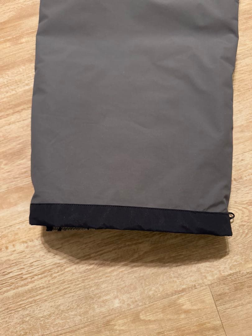 プレイデザイン　スノーボードウェアセット (ジャケット&パンツ)