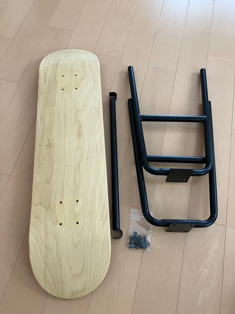 スケートボード　× アイアン　スツール　椅子　ベンチ　植物棚　インダストリアル