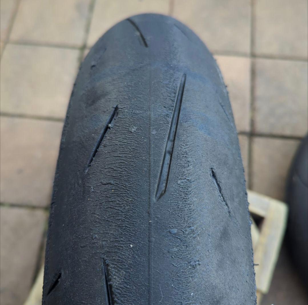 中古 前後セット DUNLOP α13SP タイヤ