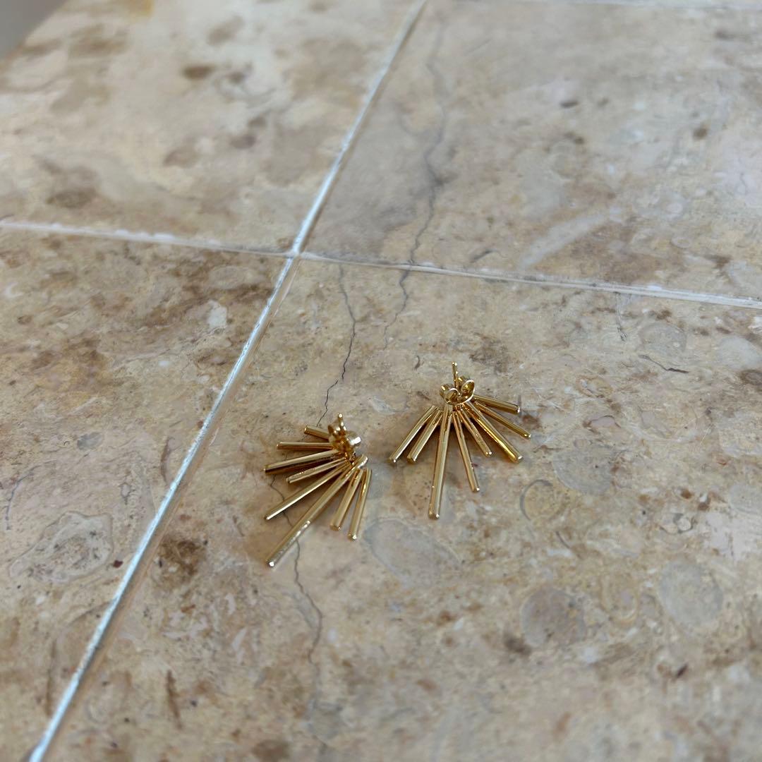 【ほぼ新品】希少♡Jouete ライン ピアス ゴールド　保証書付き