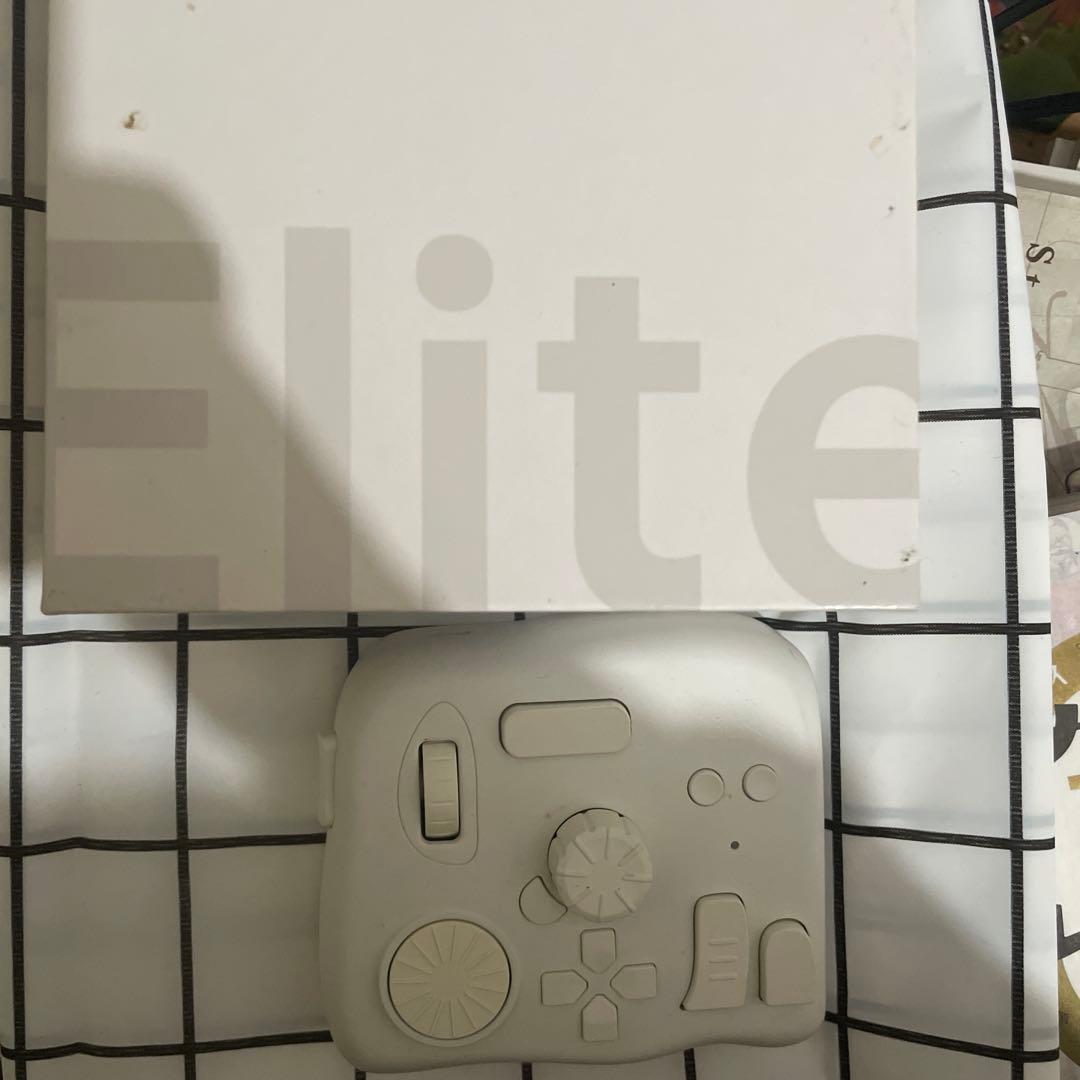 TourBox Elite アイボリーホワイト