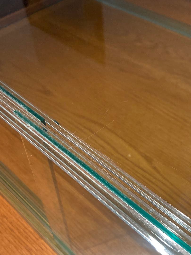 【美品】ガラス加工風 アクリルショーケース