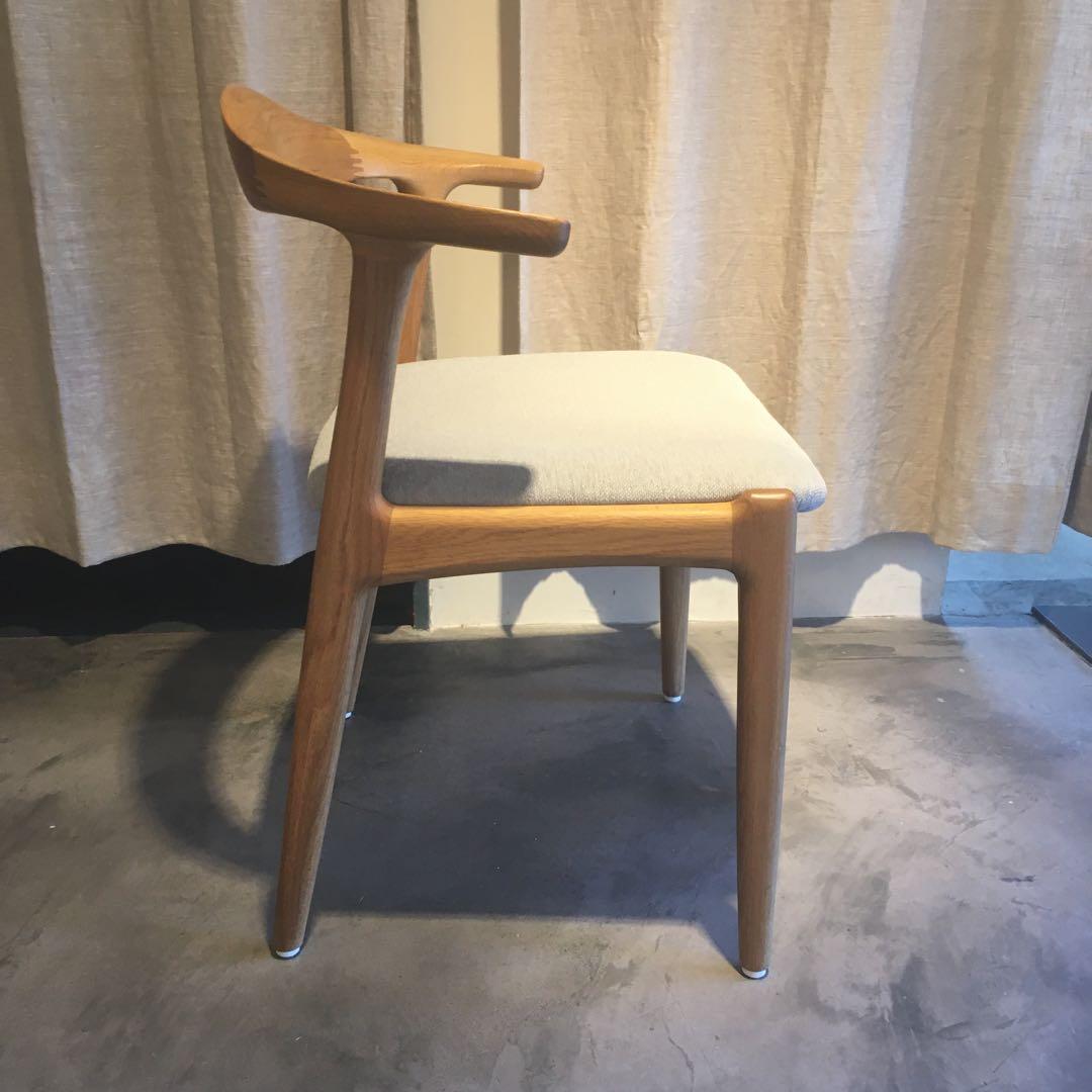 シキファニチャア　オメガ　セミアームチェア