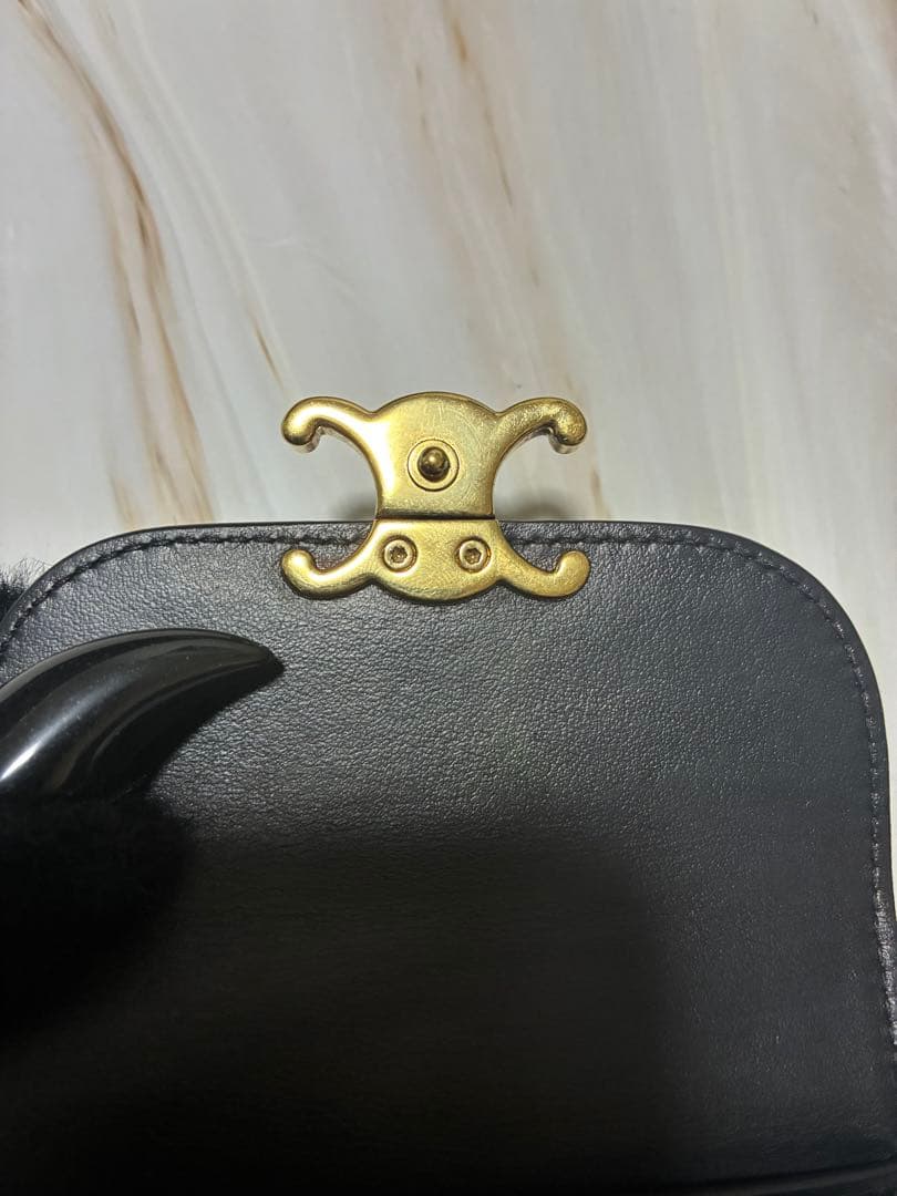 CELINE トリオンフ コンパクトフラップウォレット シャイニースムーススキン