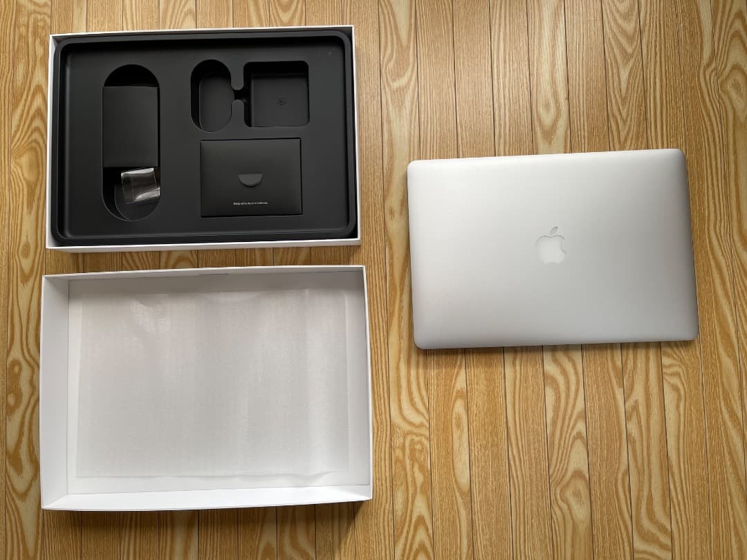 MacBook Pro 15インチ 2015 16GB /1TBストレージ