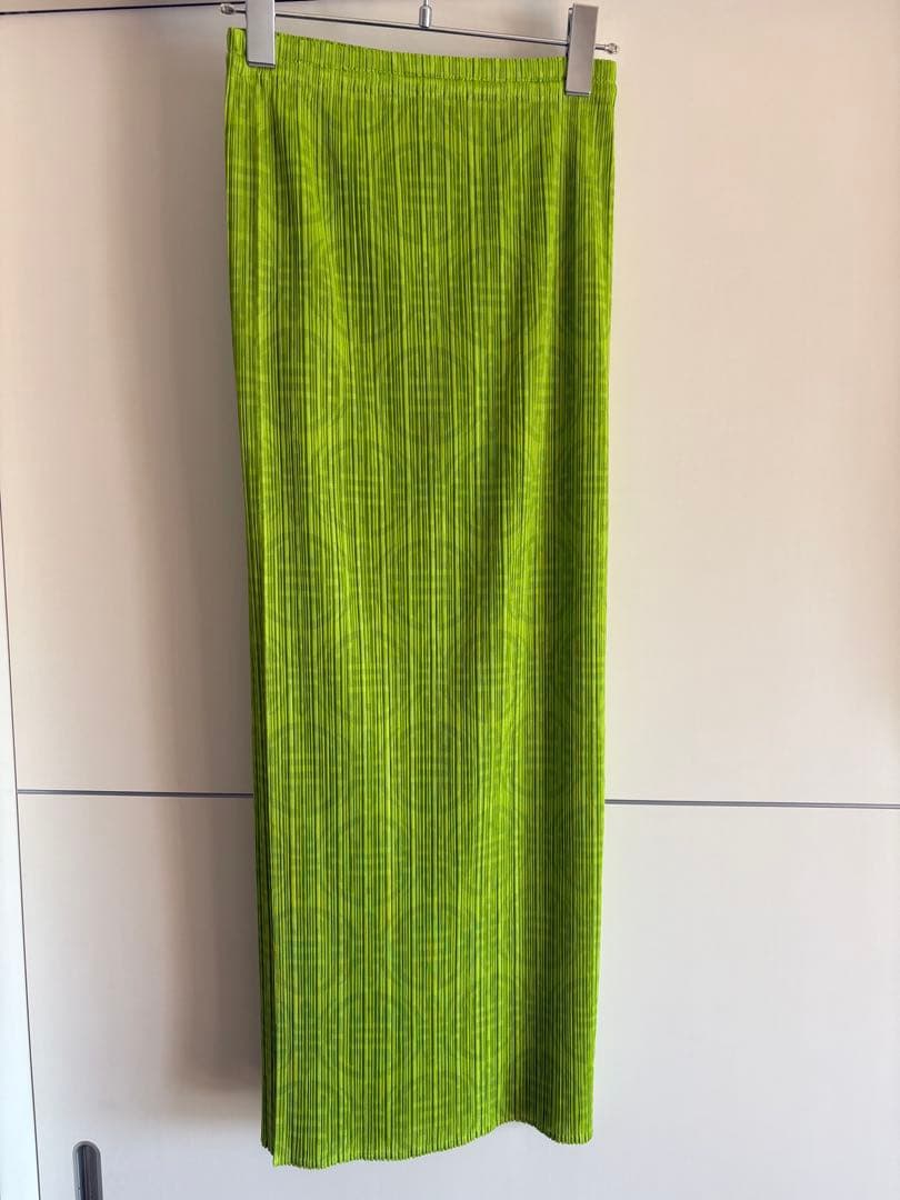 PLEATS PLEASE 総柄 スカート