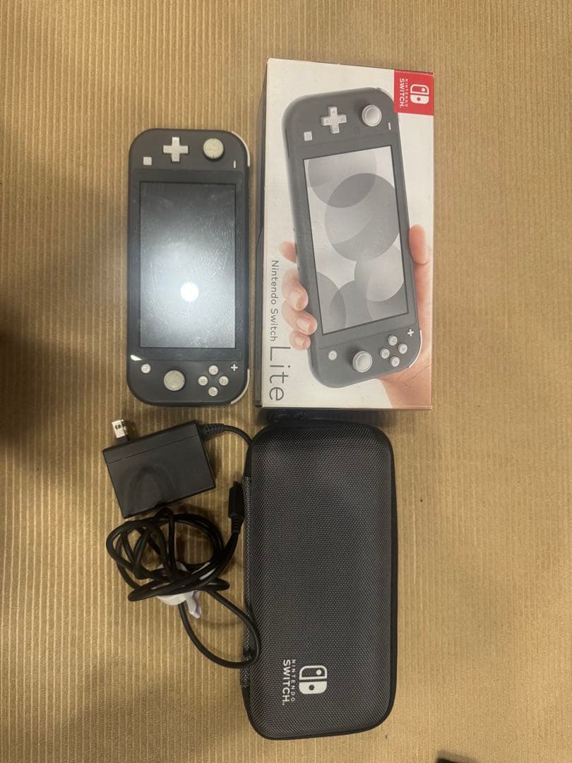 任天堂Switch Light グレー本体