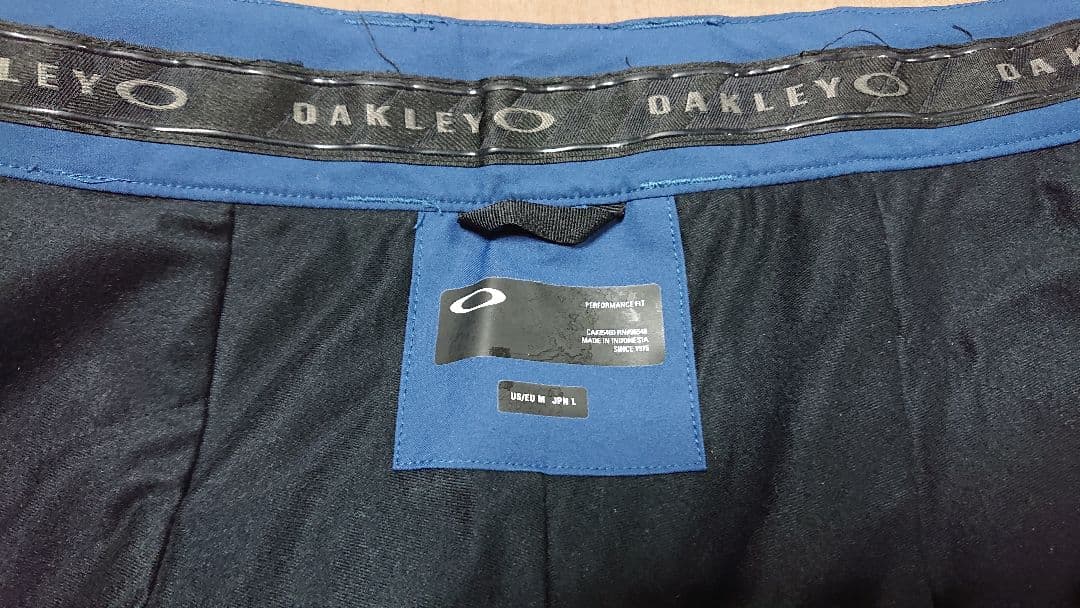 OAKLEY オークリー スノーボードウェア 上下セット 日本サイズ：L