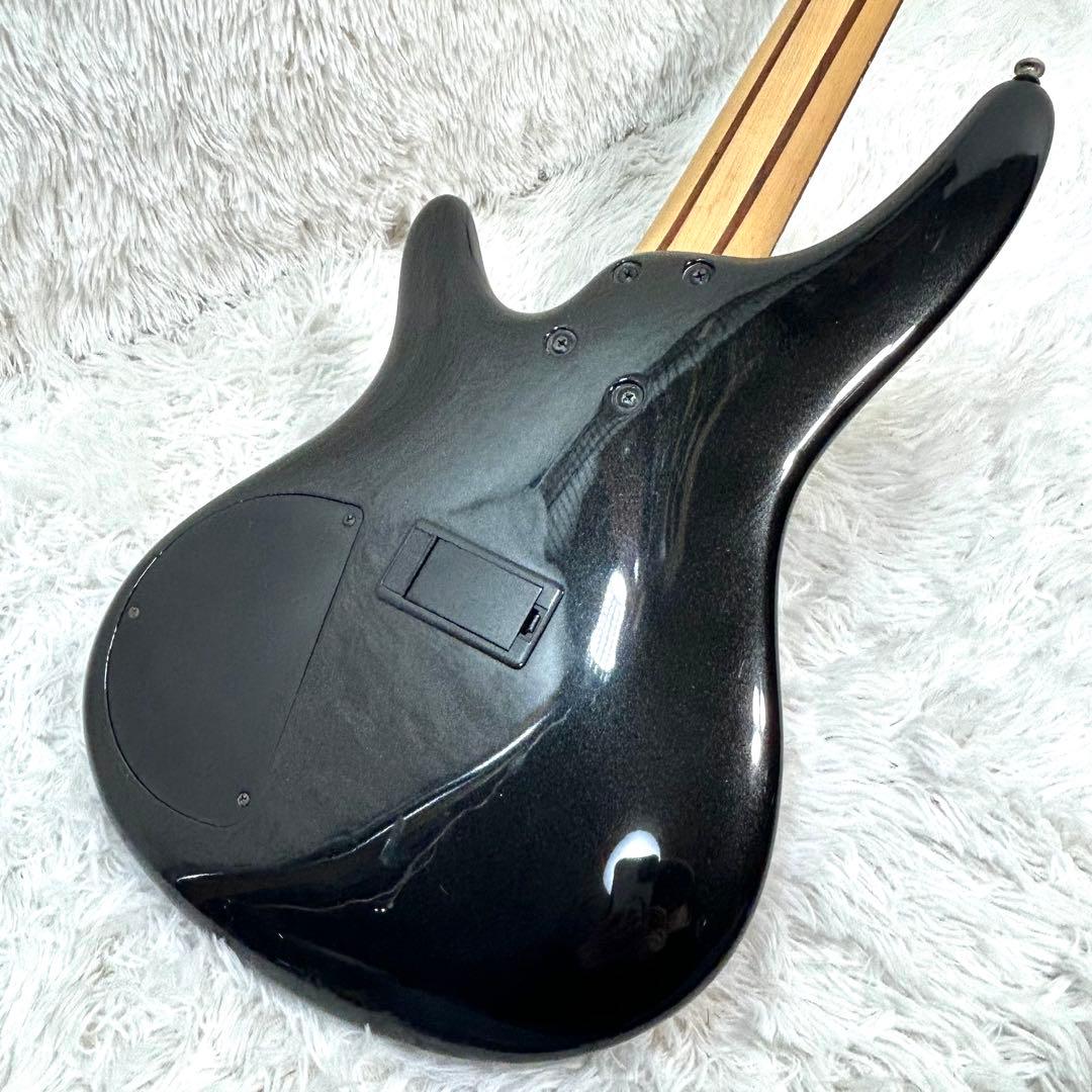 Ibanez SR305 アクティブ 5弦ベース 極細ネック