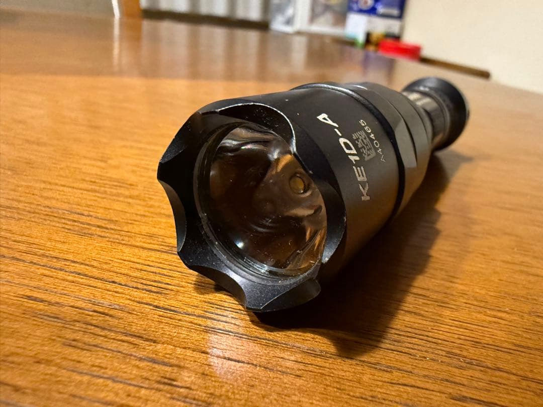 SUREFIRE E1D LED DEFENDER 懐中電灯