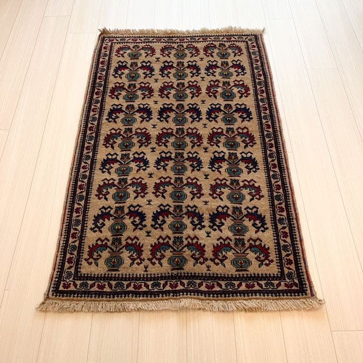 【新品未使用】アフガニスタン産 絨毯 バルーチ絨毯　ペルシャ