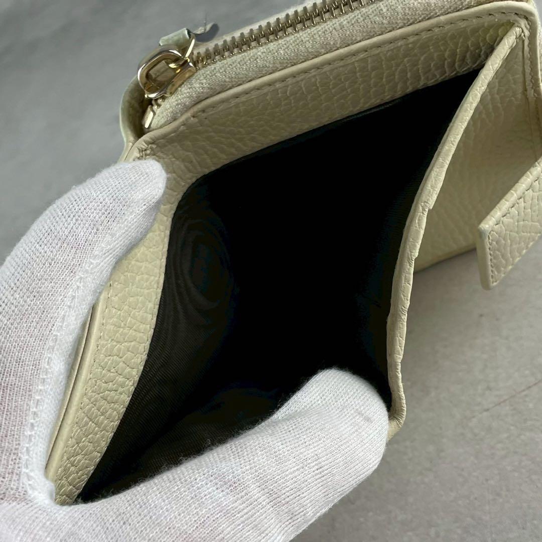 グッチ GUCCI 二つ折り財布 GGキャンバス コンパクト ジップ アイボリー