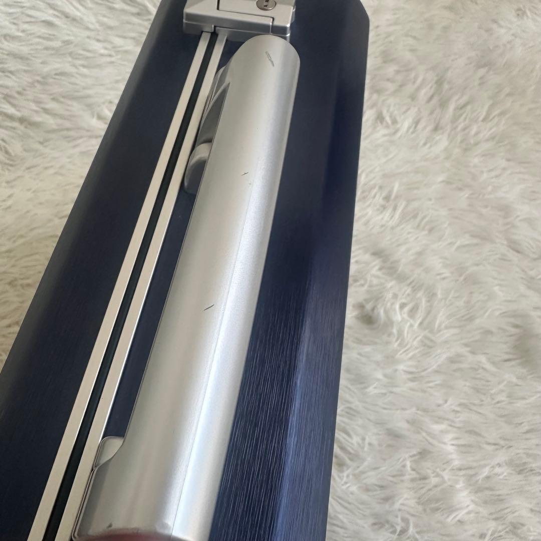 【最終価格美品】レジェンドウォーカーアタッシュケース6604-42ネイビー鍵付