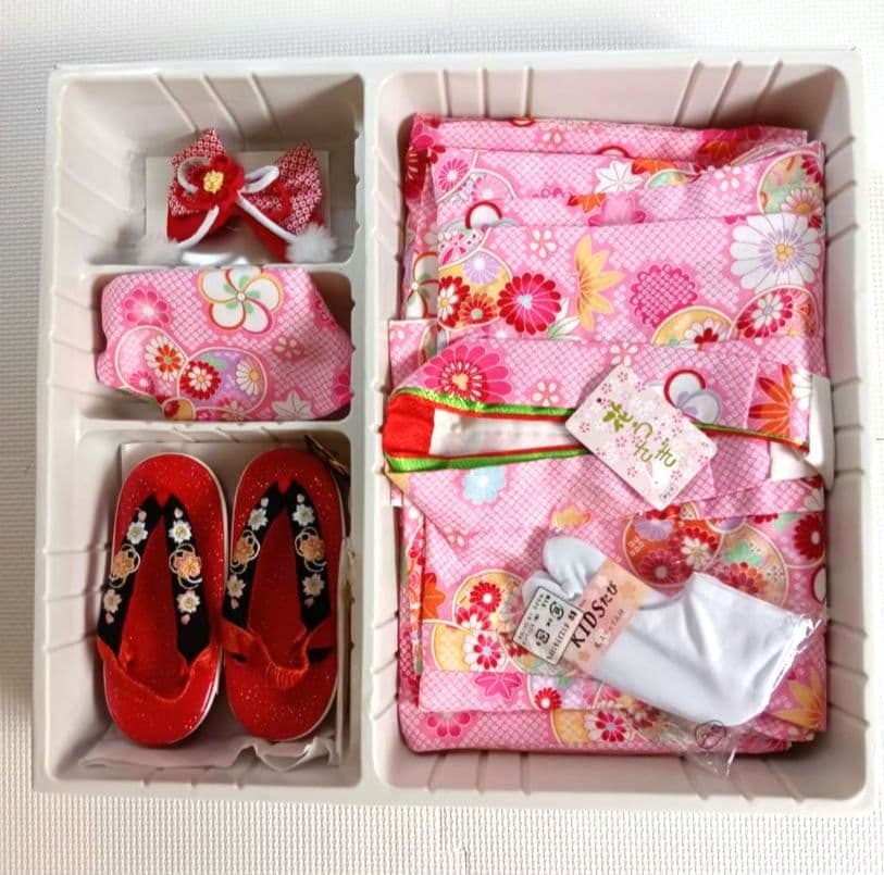 美品　花うさぎ　３歳　七五三 　女の子　ピンク 　花柄 被布　着物セット
