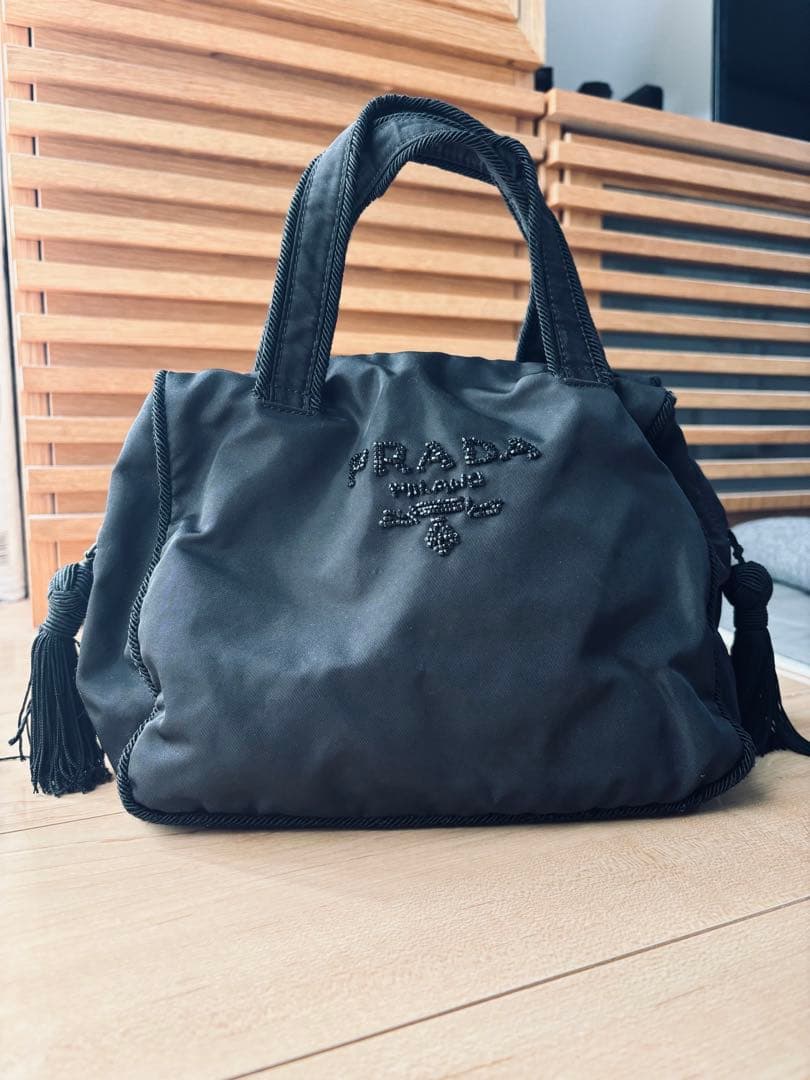プラダ PRADA ナイロントートバッグ ビーズ 黒 タッセル