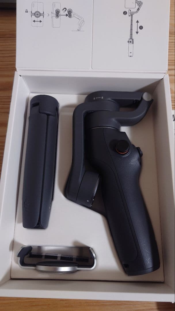 【ほぼ新品】DJI Osmo Mobile 6 スマートフォンスタビライザー
