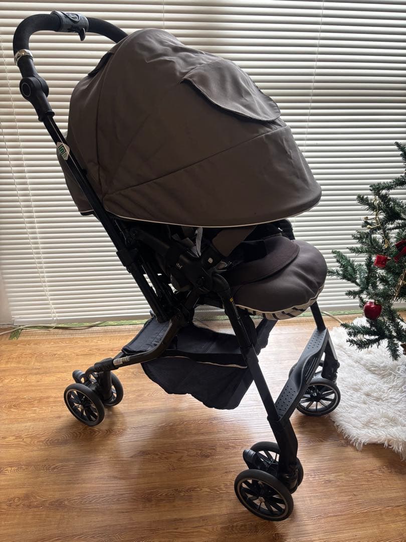 【美品】Combi メチャカルハンディ　オート4キャス　compact