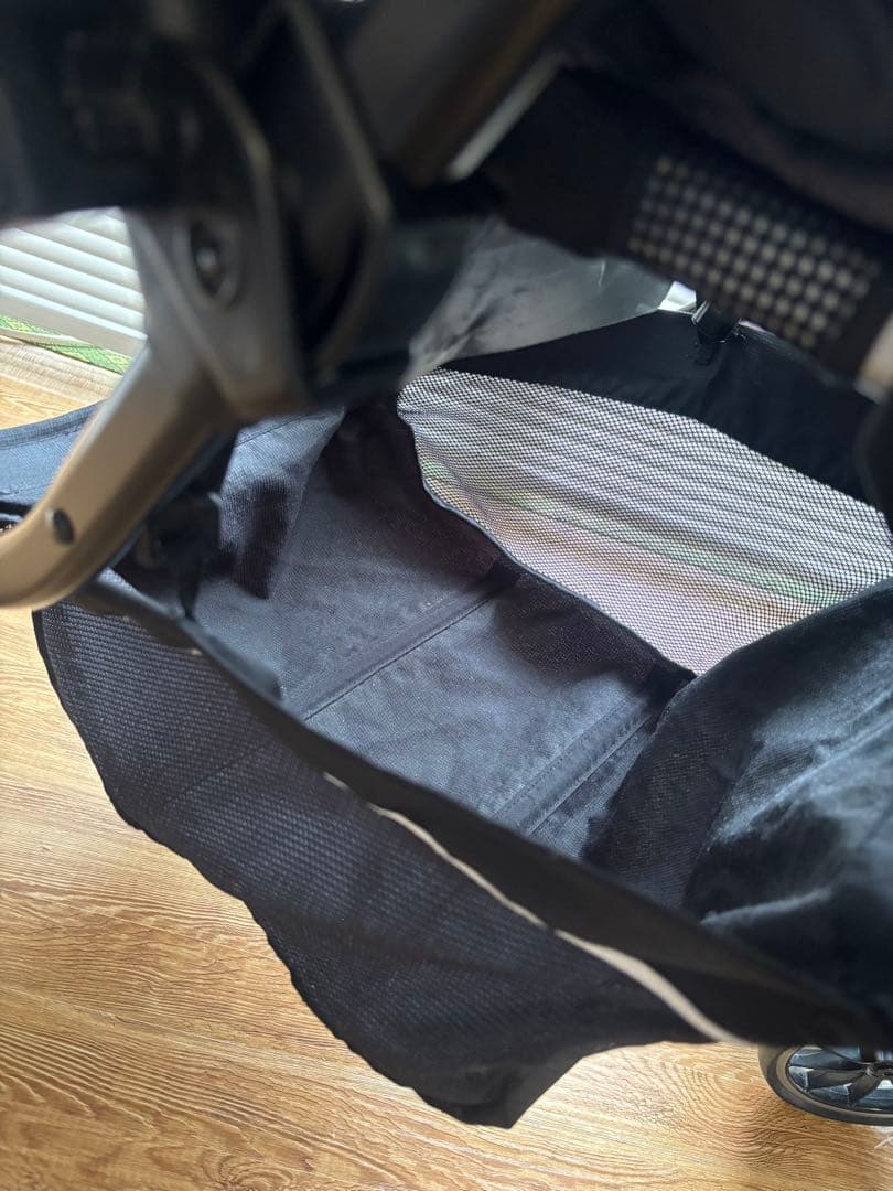 【美品】Combi メチャカルハンディ　オート4キャス　compact