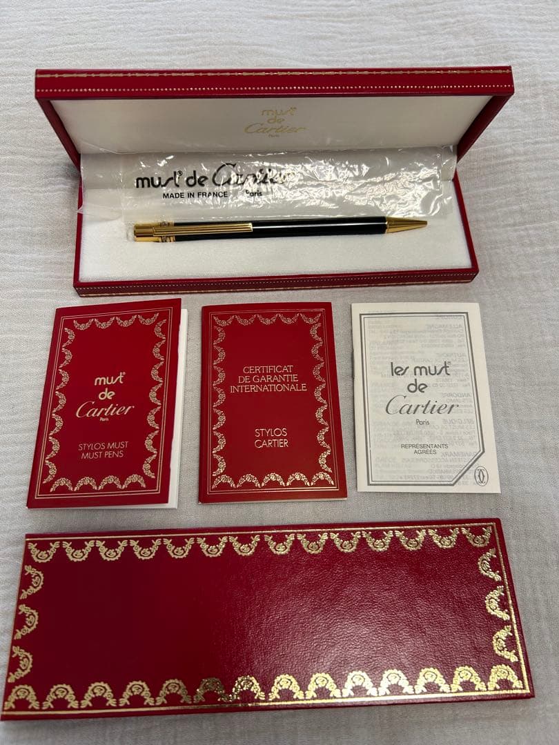 超希少　カルティエ　cartier トリニティ　黒✖︎金　未使用に近い極美品