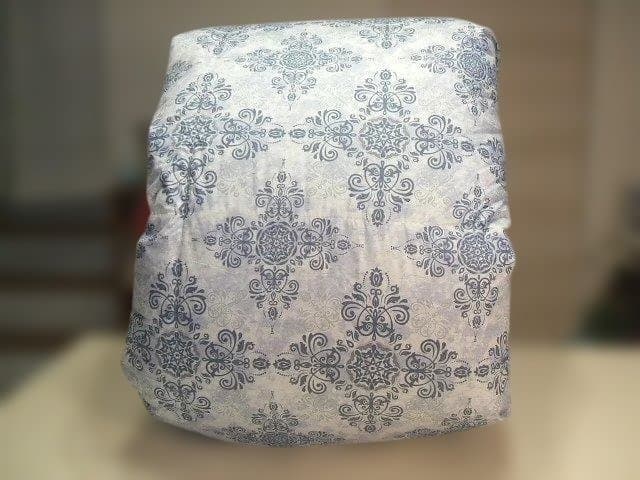 新品＊五ッ星＊ロイヤル＊フランスビックダウン９３％増量１，３キロ＊羽毛布団ＳＢ