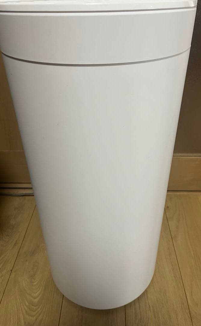 エブリフレシャス　ウォーターサーバー ホワイト