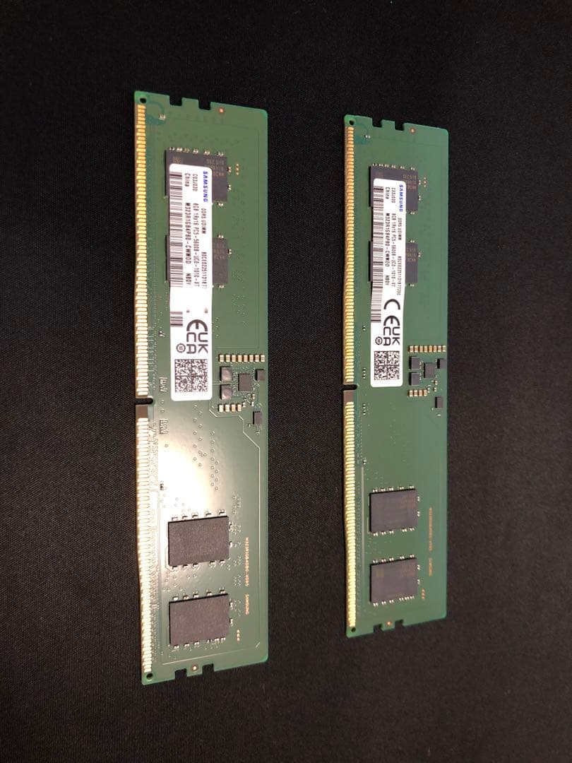 DDR5. 8gbメモリ　　2枚