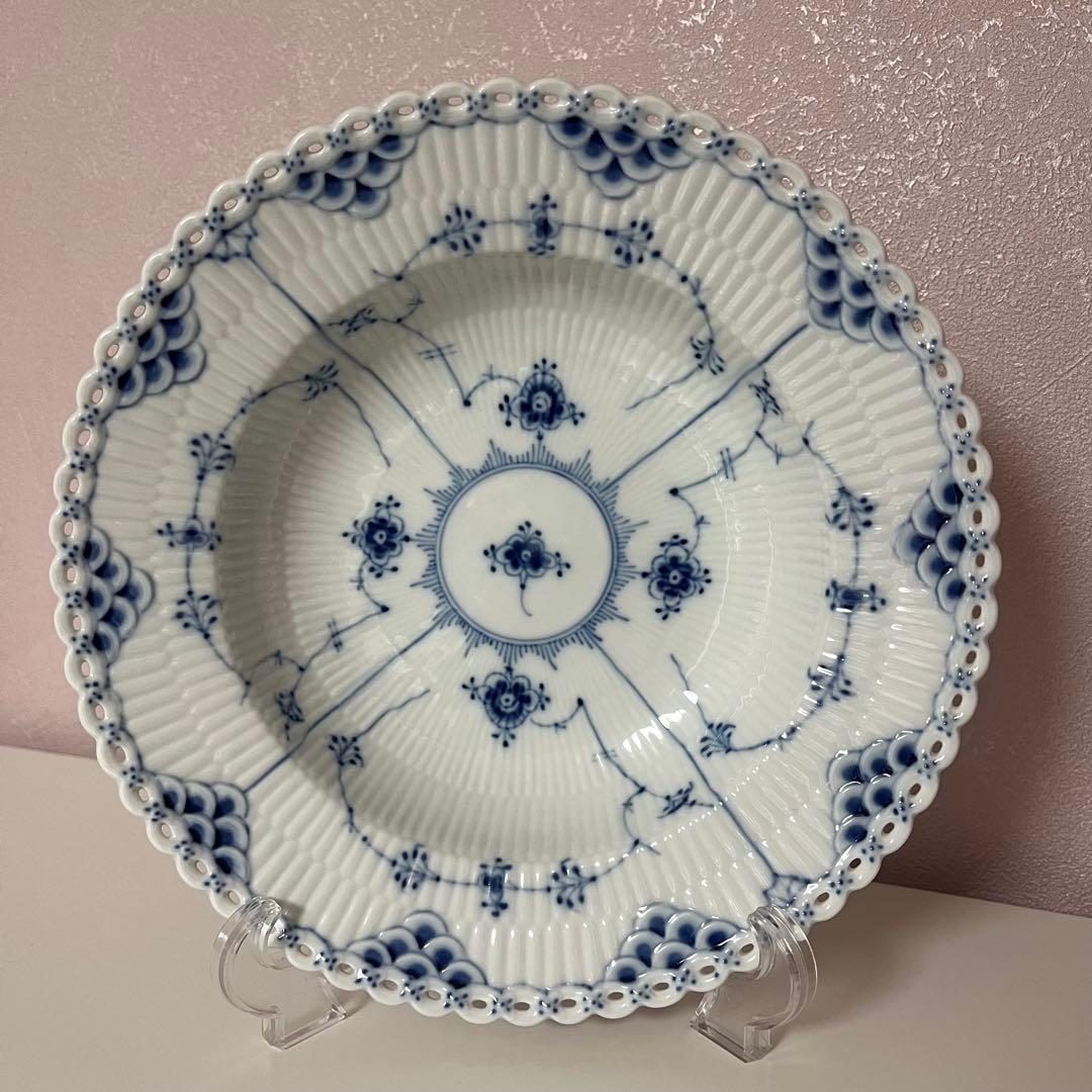 ◆ロイヤルコペンハーゲン◆ブルーフルーテッド◆フルレース◆深皿◆23センチ◆